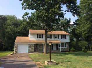 30 Creek Rd, Southampton, PA 18966