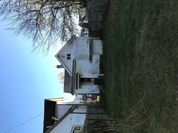 4th image of 1525 6th St