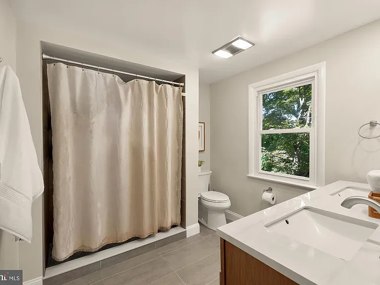 45383 Persimmon Ln — Photo 16
