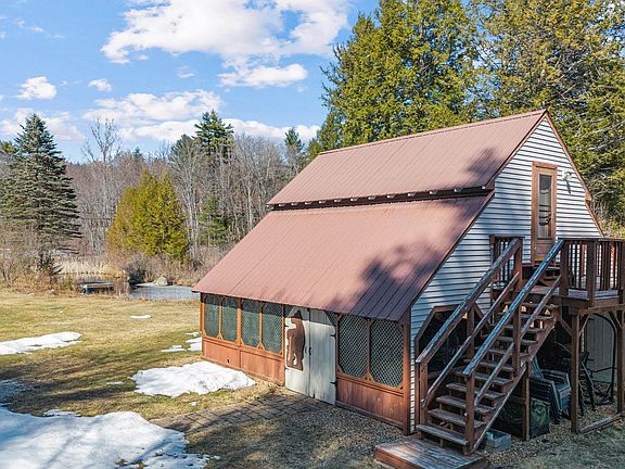 4th image of 647 Cross Country Road