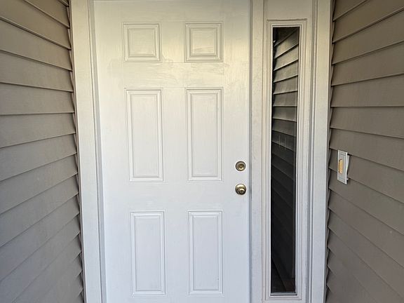 4th image of 176 Coral Reef Ct N #A
