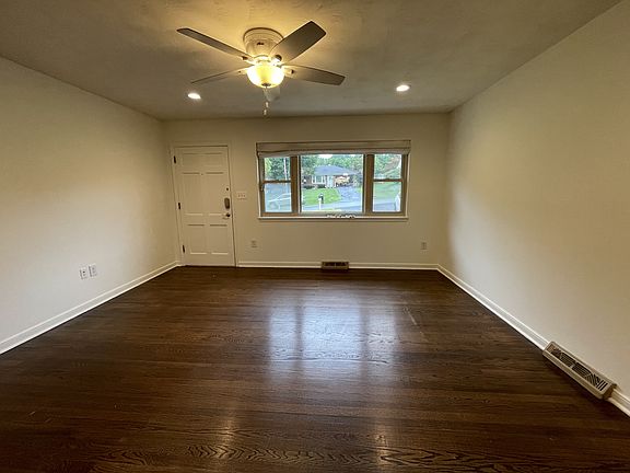 5th image of 1113 Craigmont Dr