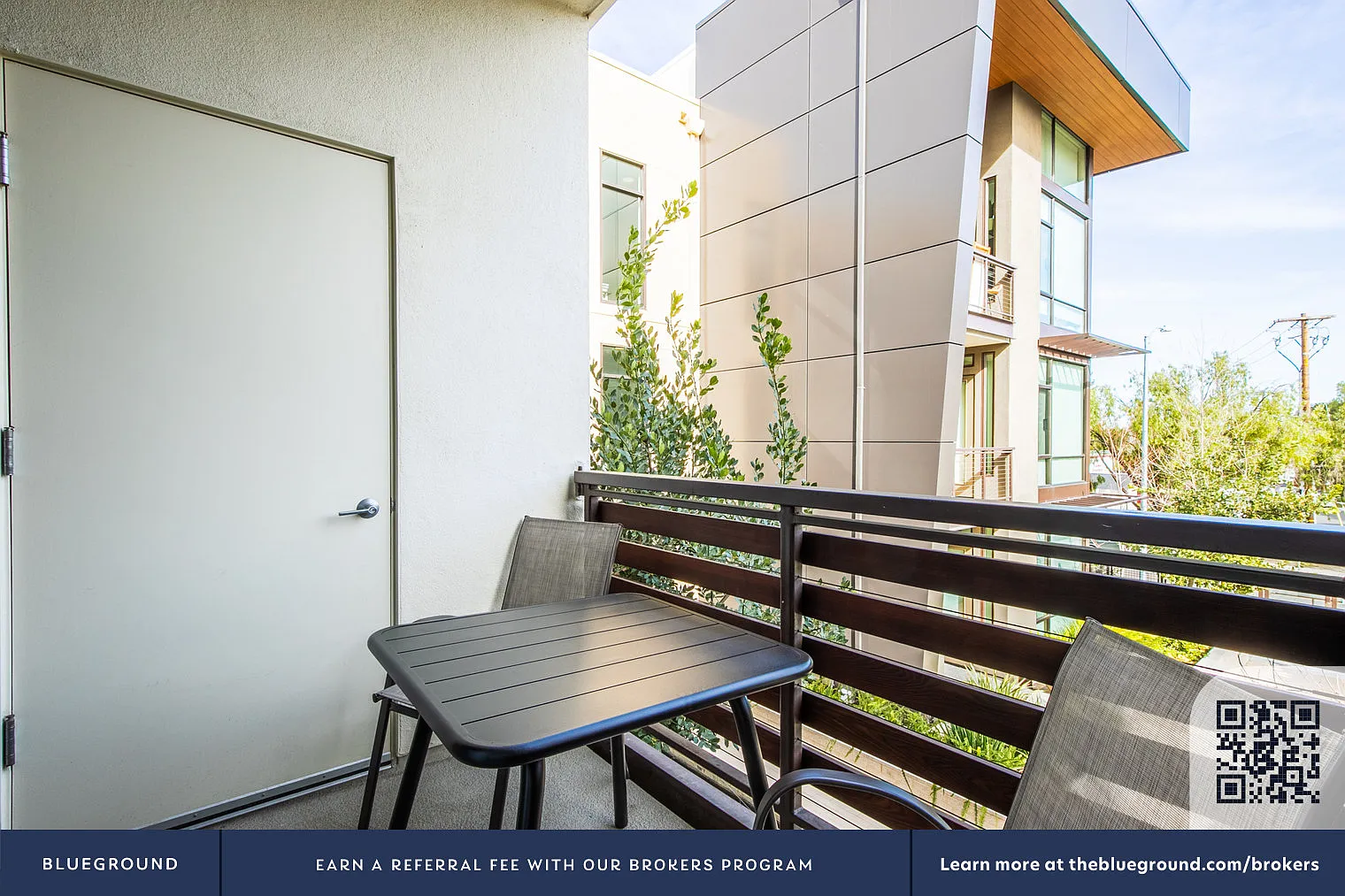 1 bed, 1.0 bath, 762 sqft, $4,830 — Photo 3