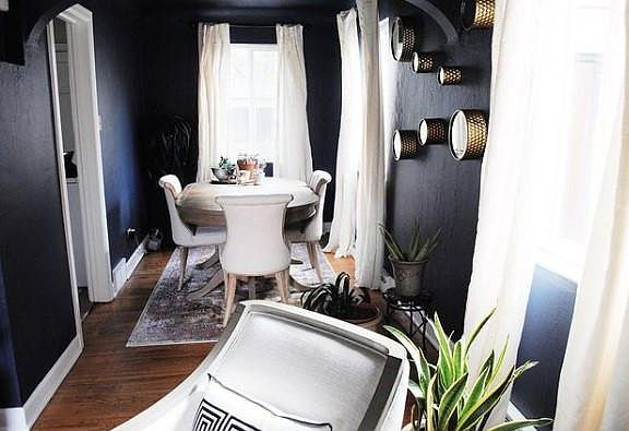 Gorgeous space with a lot of natural light shining through into this lovely dining room