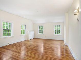 321 Riversville Rd, Greenwich, CT 06831