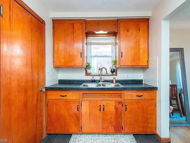 3 bed, 1362 sqft, $1,900 — Photo 4