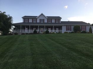 17 Goose Ridge Ln, Selinsgrove, PA 17870