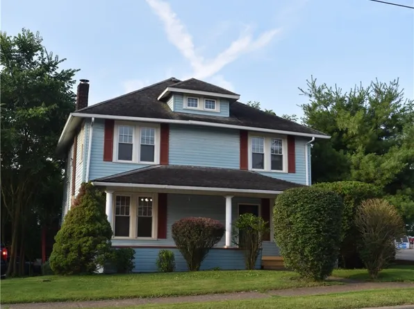 194 E Main St, Saint Clairsville, OH 43950