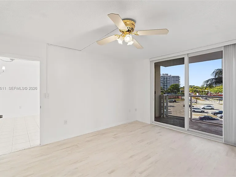 1351 NE Miami Gardens Dr #301E — Photo 4