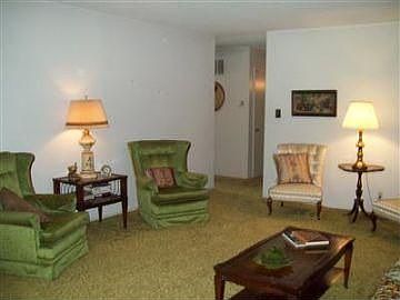 3rd image of 4827 E Leisure Ave
