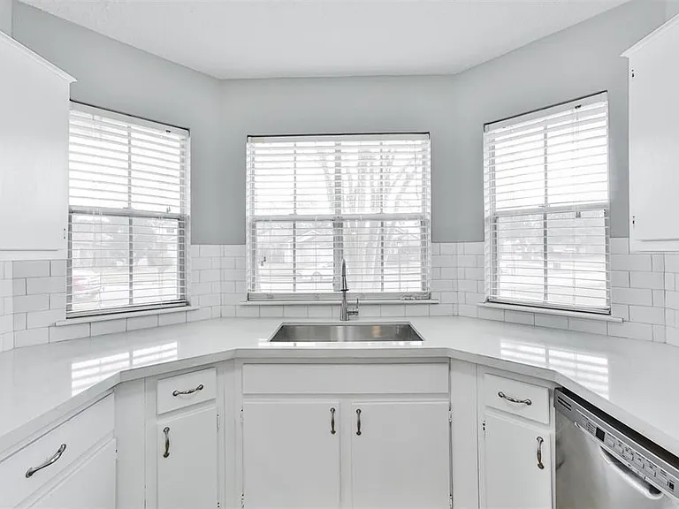 11111 Wheatridge Dr — Photo 7