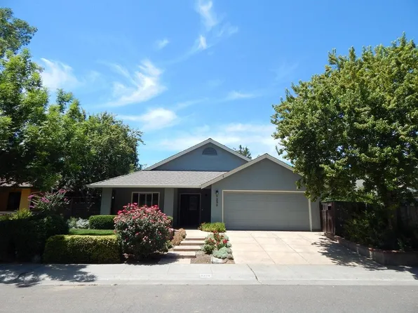 1239 Evans Ct, Davis, CA 95618