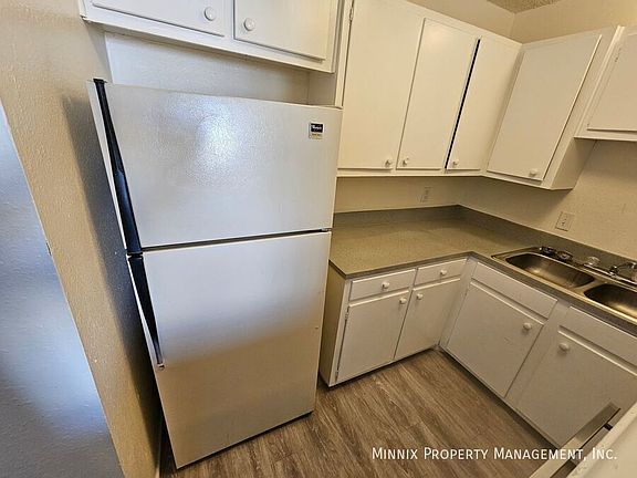 5th image of 1600 Yonkers St #11