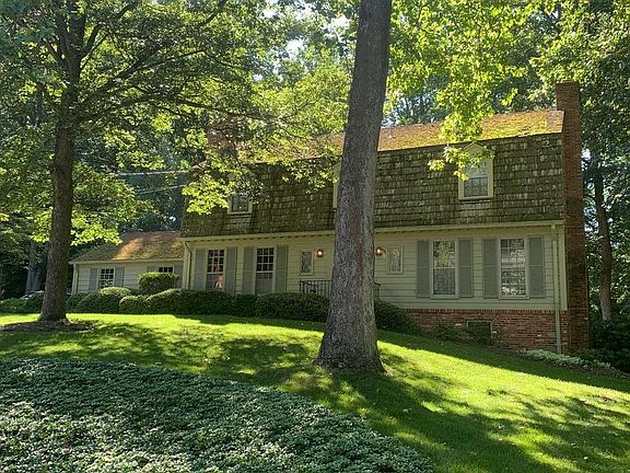 2nd image of 9307 Hollyoak Ct