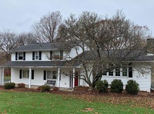 127 Derwent Dr, Pittsburgh, PA