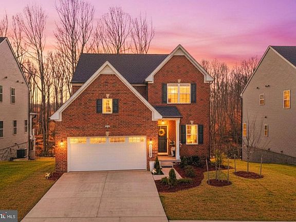 2nd image of 15542 Twin River Cir