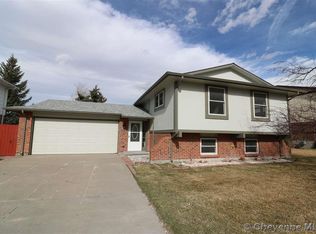 1109 Long Valley Rd, Cheyenne, WY 82001