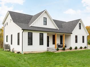 1532 Woodland Dr, Morgantown, WV 26505