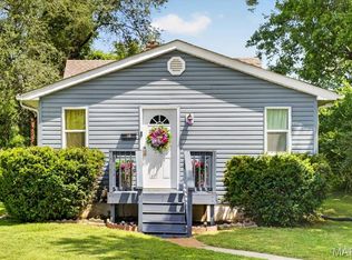 119 N 30th St, Belleville, IL 62226