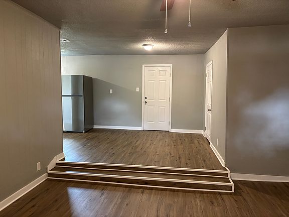 2nd image of 7720 Matrella Dr