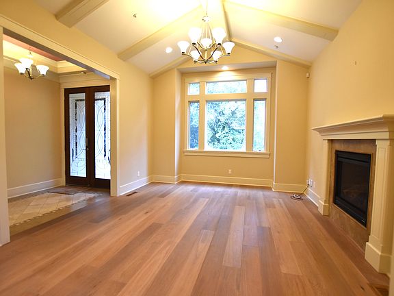 2nd image of 20 Trudy Ln
