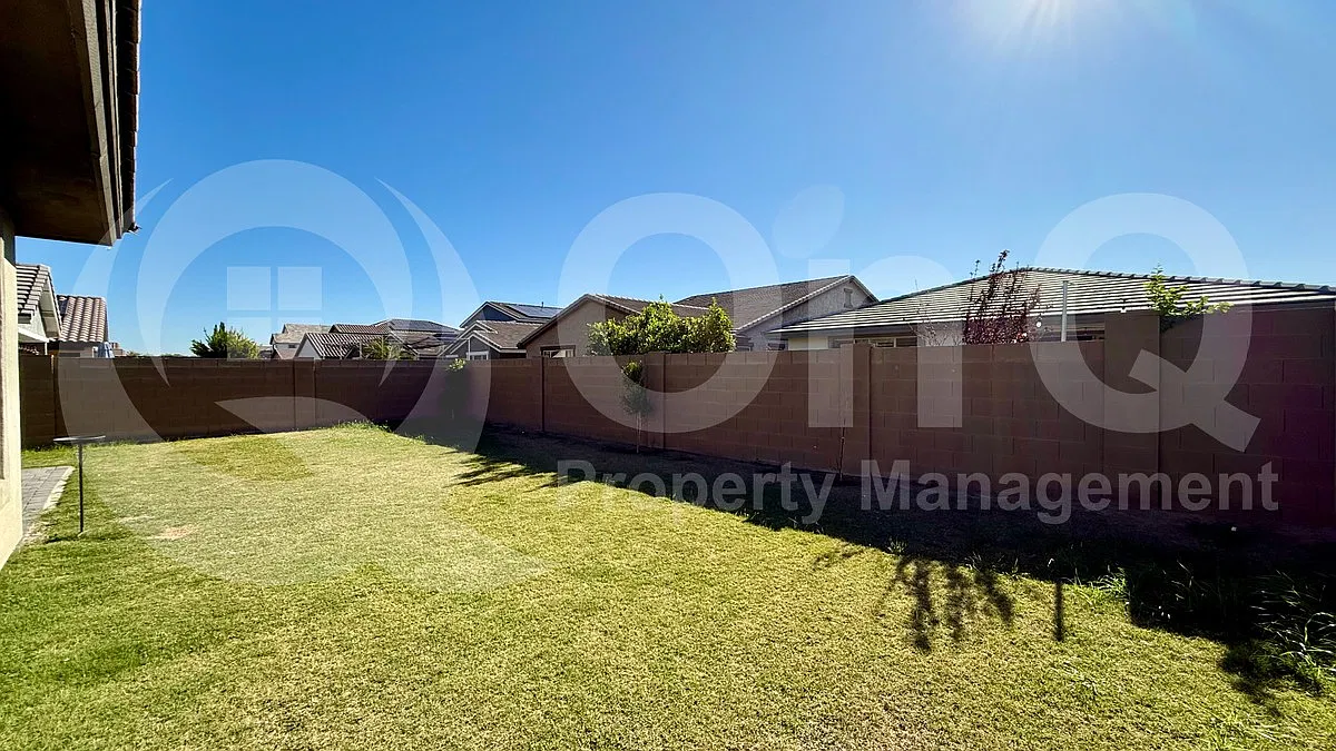 5 bed, 3.5 bath, 3064 sqft, $3,199 — Photo 4