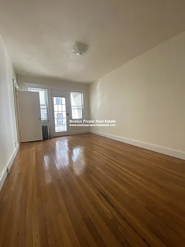 19 Melvin Ave #6 Photo 1