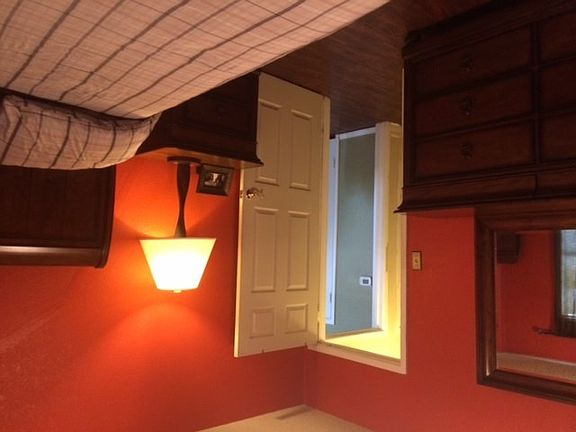 5th image of 609 SE 14th St
