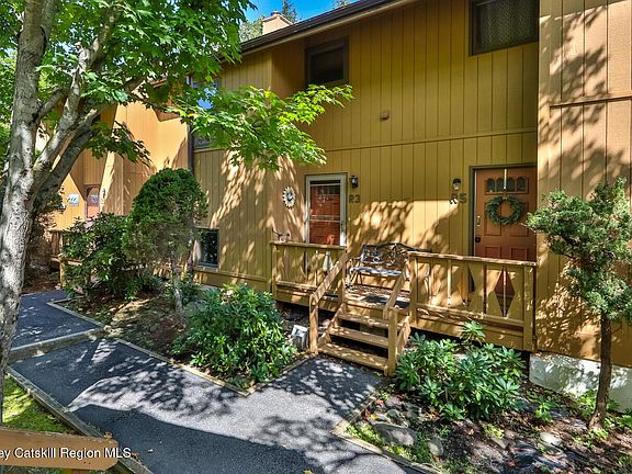 5th image of 134 Hunter Drive #R3