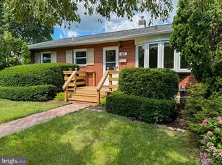 143 W South Hills Ave, State College, PA 16801