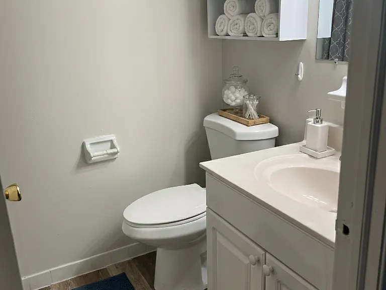 700 Cherry Tree Rd — Photo 37
