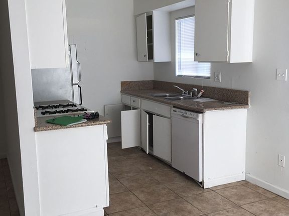 3rd image of 4378 Sepulveda Ave APT 14