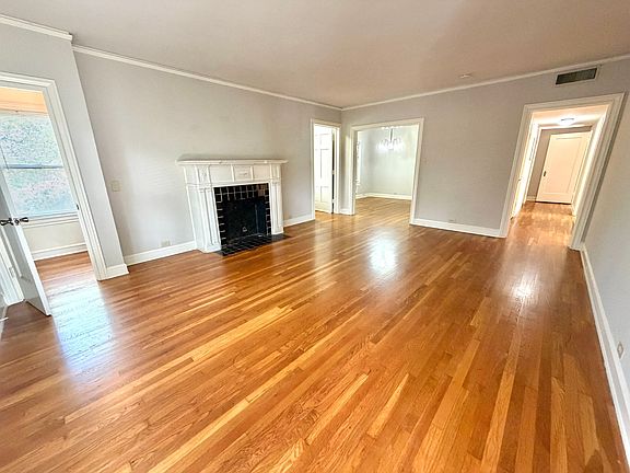 4th image of 109 W Norwood Ct #3