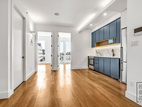 4th image of 215 Freeman St #22B