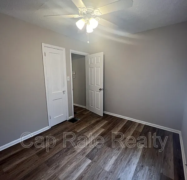 2769 McGuffey Rd — Photo 10