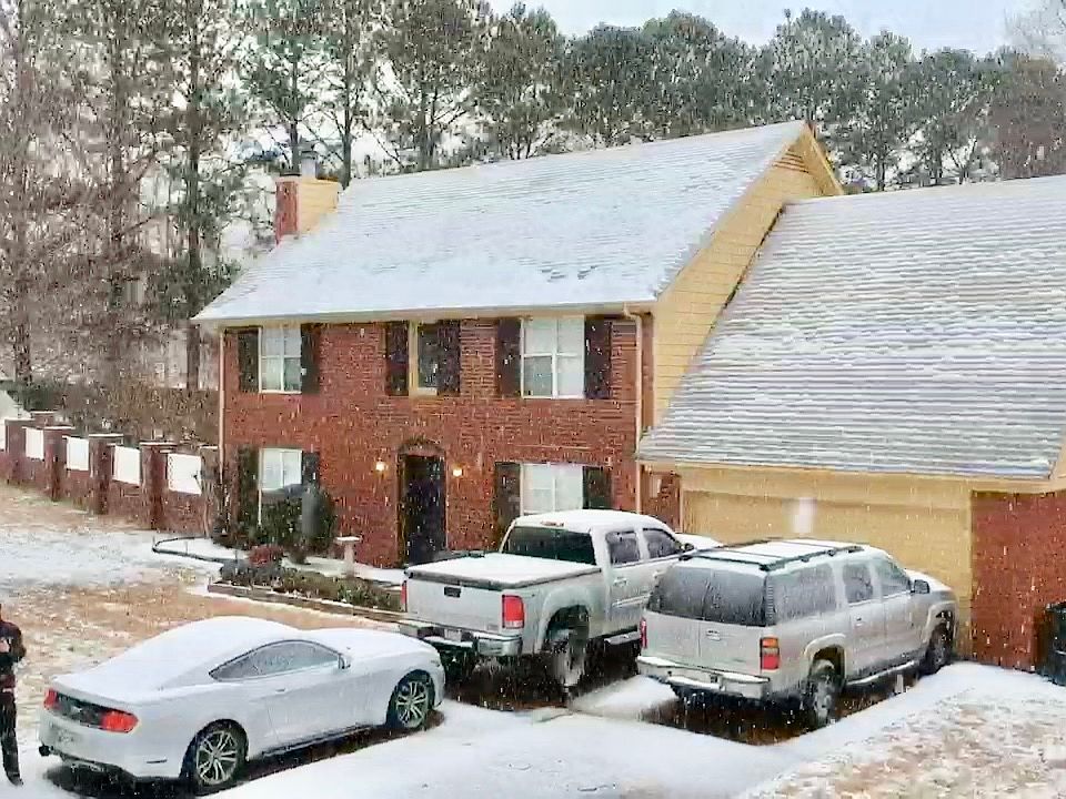 2nd image of 3640 Summerdale Dr