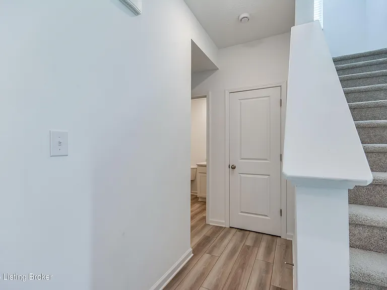 17010 Meander Way — Photo 30