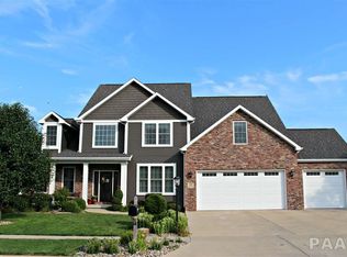 13 Fountaindale Ct, Washington, IL 61571