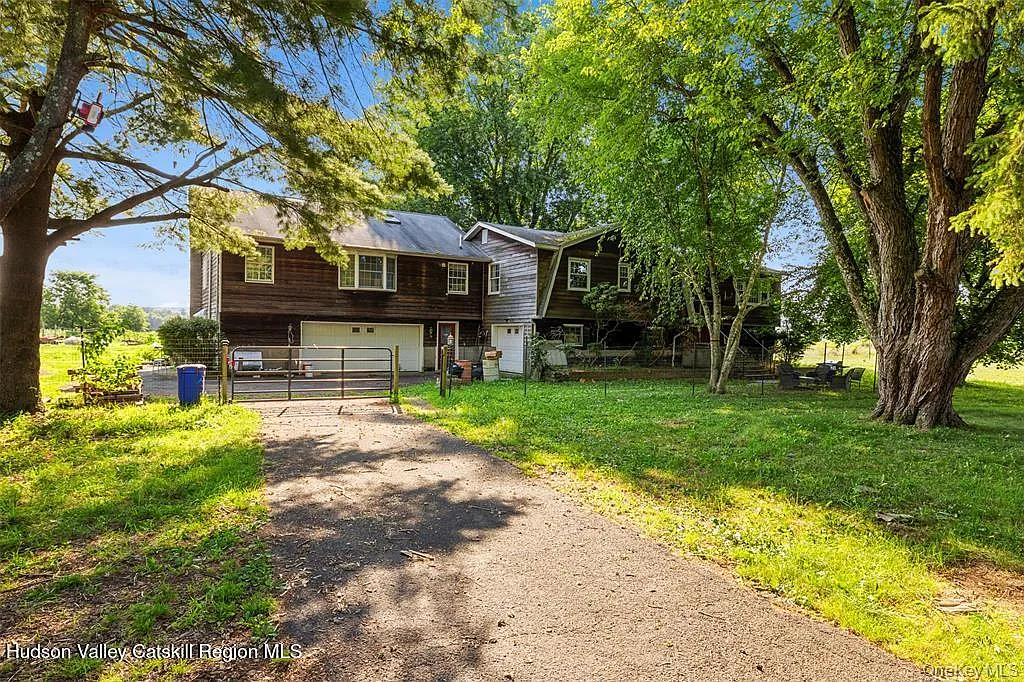 332 Springtown Road photo 1