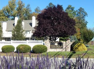 173 Willow Spgs #173, New Milford, CT 06776