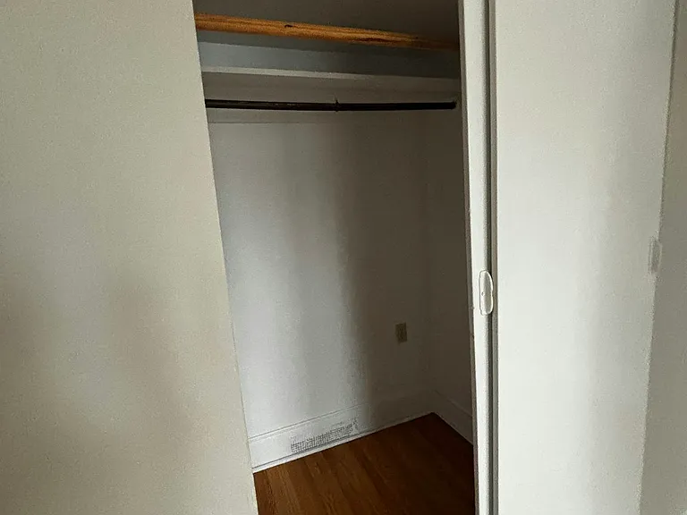 4700 SW Othello St #5 — Photo 7