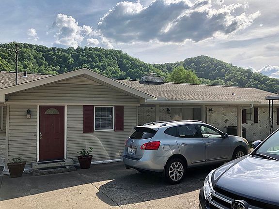4th image of 19 Gray Ct
