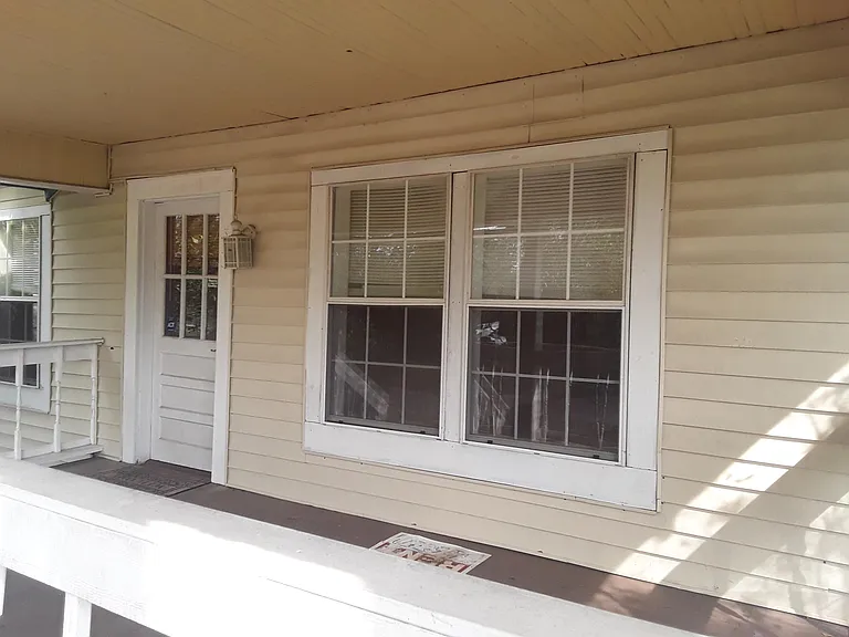 353 Pinehill Dr — Photo 3
