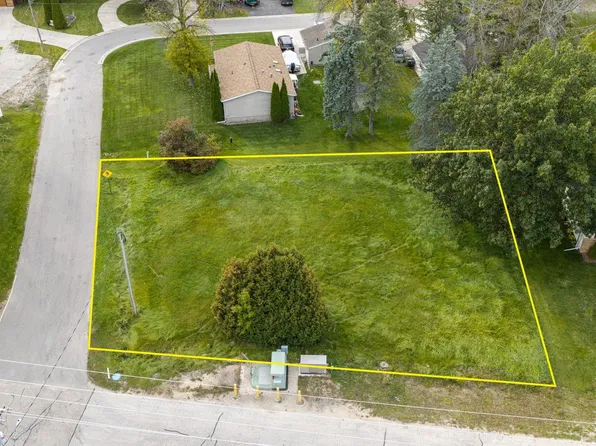 0 Pike St, Cecil, WI 54111