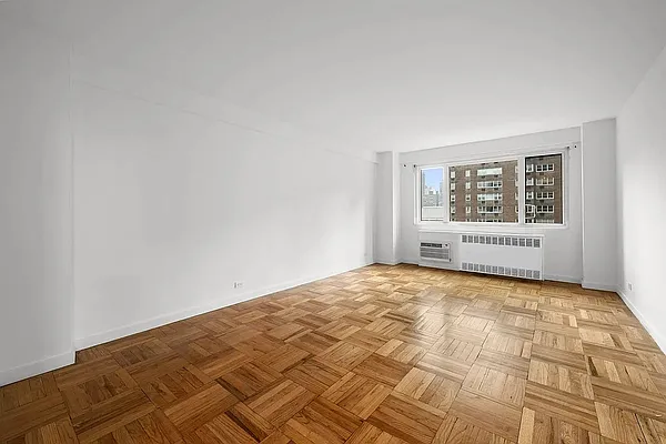 Sold by FIND Real Estate | media 3