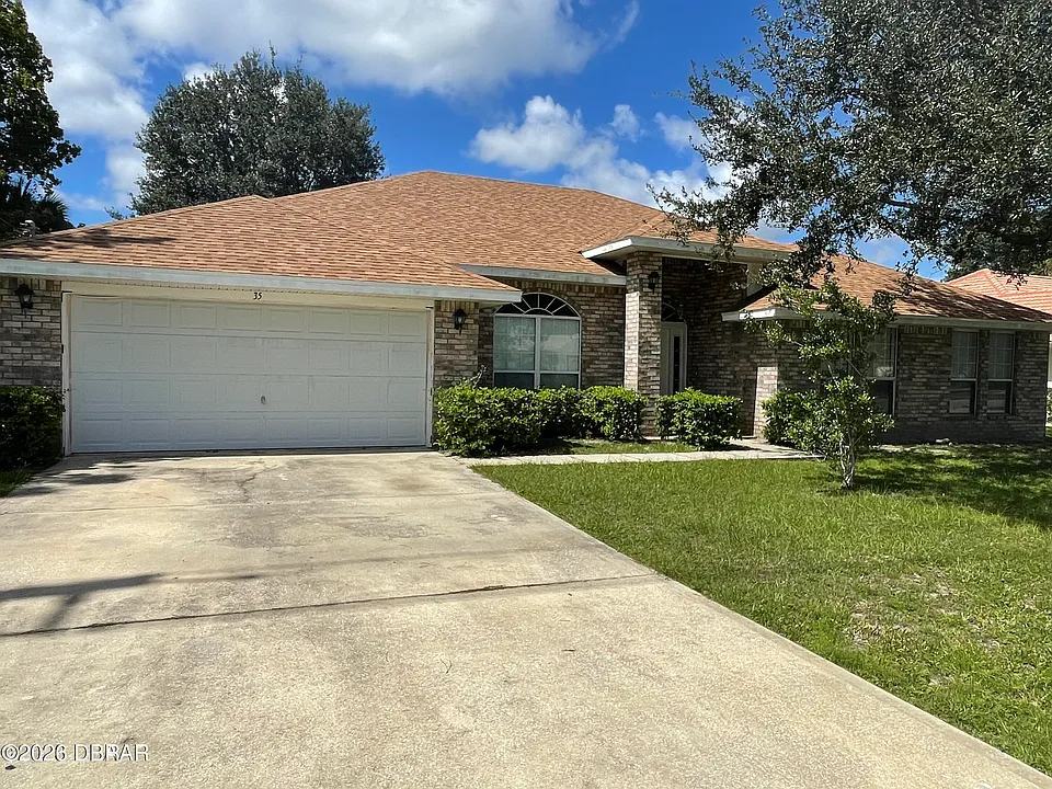 35 Rae Dr