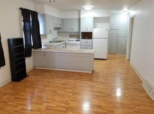 105 E Queen Ave, Stockton, IL 61085