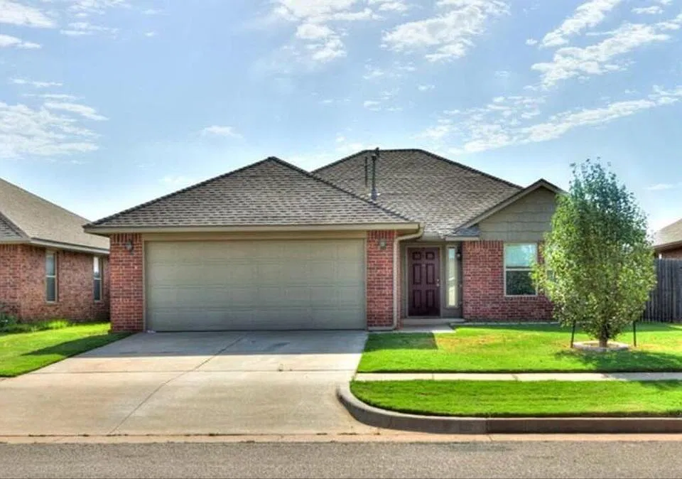 17608 Red Tailed Hawk Way