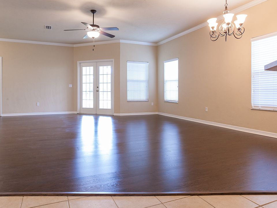 1st image of 1418 NW 120th Way