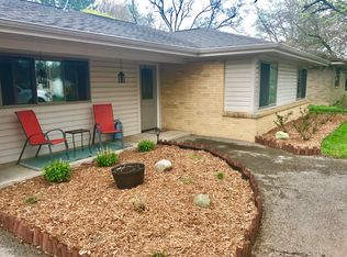 3115 Cascade Rd SE, Grand Rapids, MI 49506